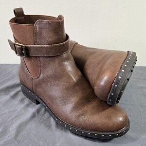 Yolanda Zula Brown Leather Ankle Boots with Buckle